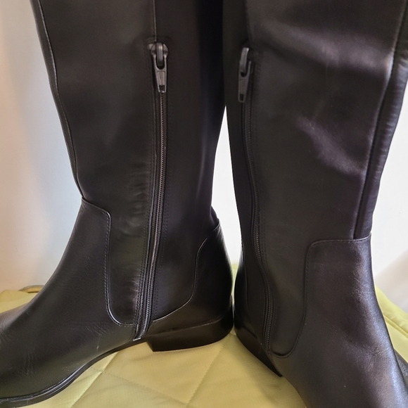 Clarks Bizzy Girl Tall Riding Boot Leather - Picture 5 of 10